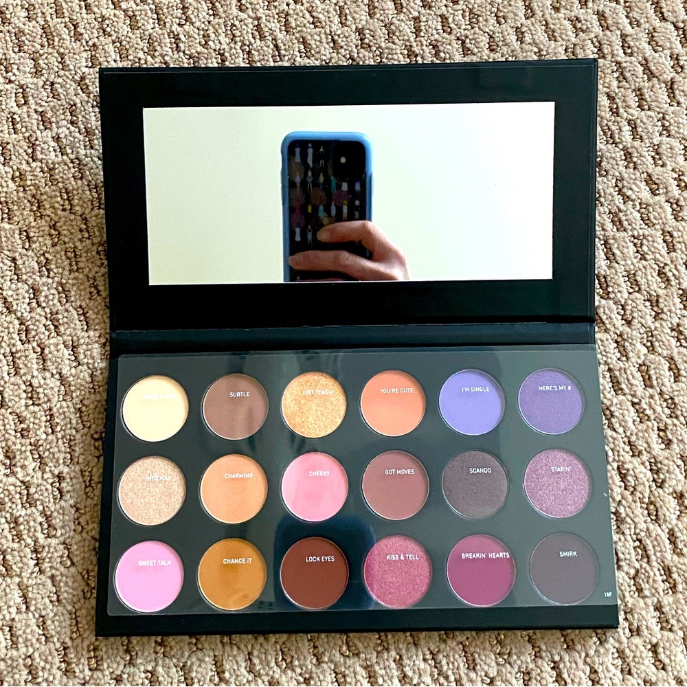 Morphe 18F palette “Talking Flirty”
